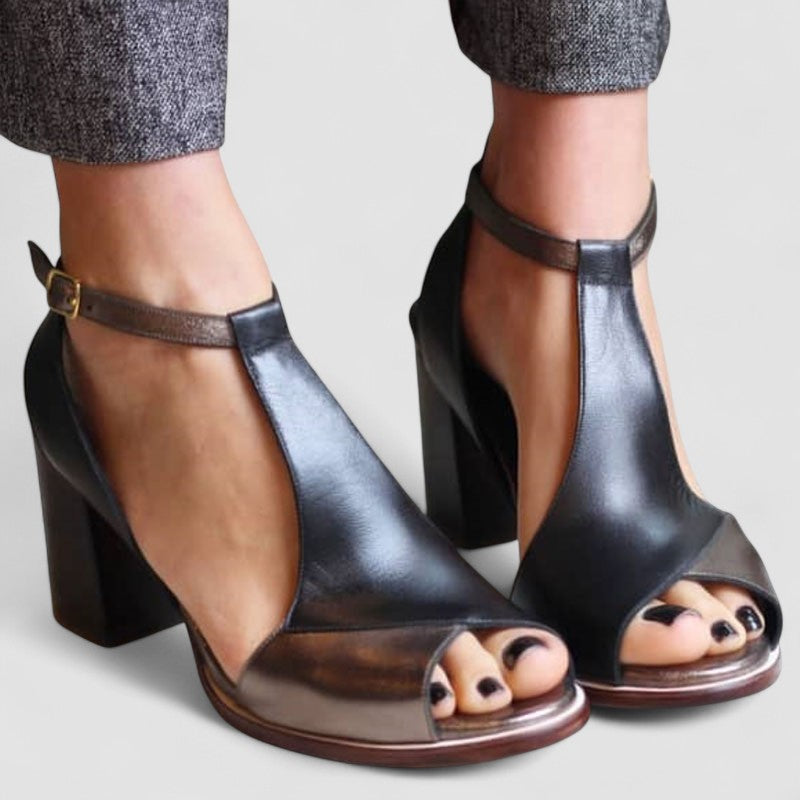 Atenea - Sandalias negras de tacón alto con puntera abierta en patchwork