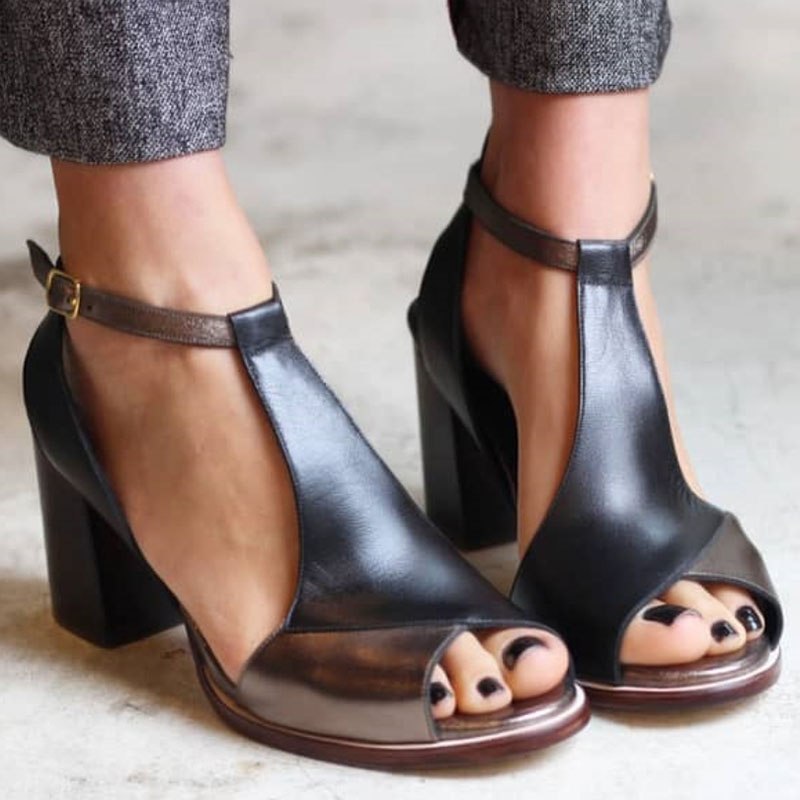 Atenea - Sandalias negras de tacón alto con puntera abierta en patchwork