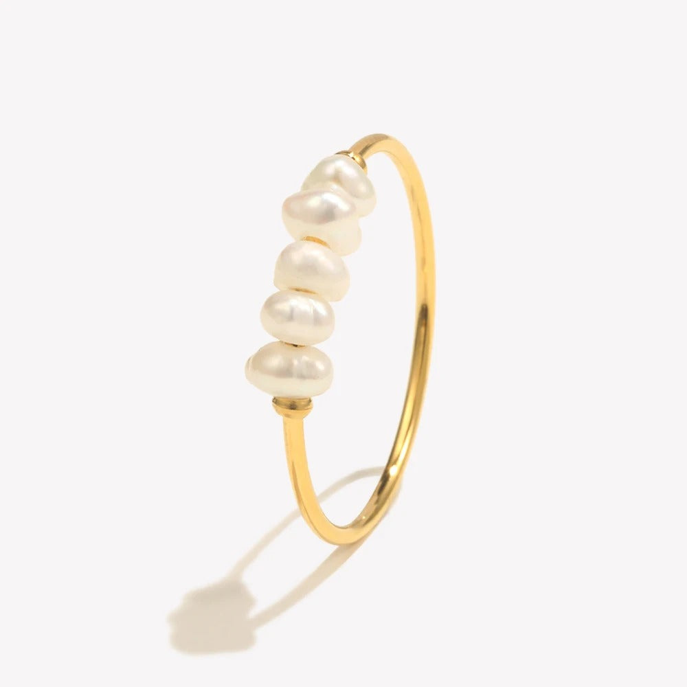 Atenea-Anillo Dorado de Acero Inoxidable con Perla de Agua Dulce