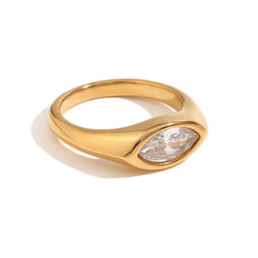 Atenea-Anillo Dorado con Circón Marquesa de Colores